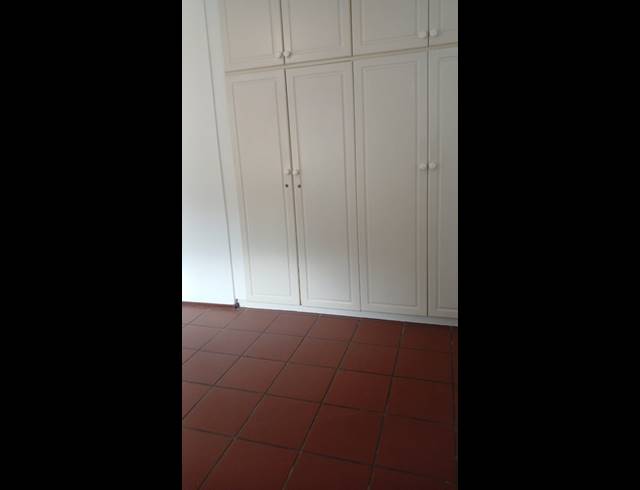 2 BEDROOM APARTMENT TO LET IN ESSENWOOD